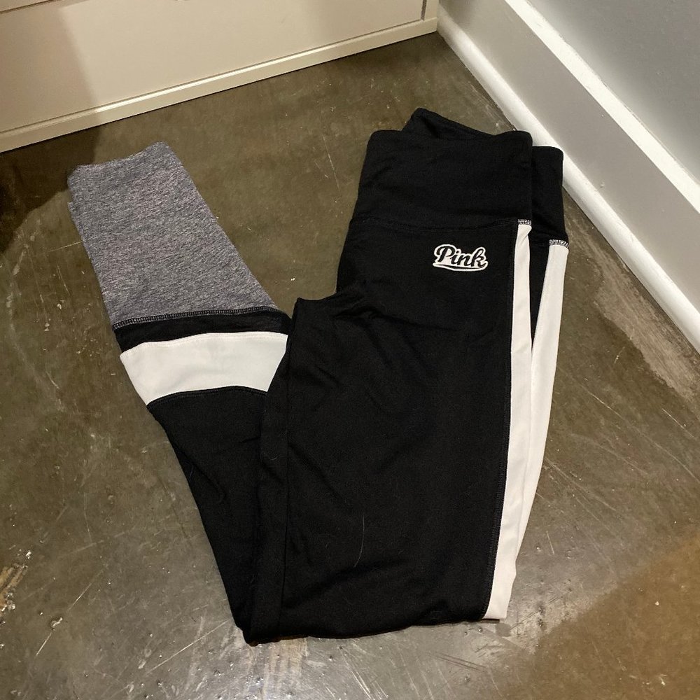 ✰ PINK Victoria Secret Mesh Leggings ✰ (BLACK/GRAY